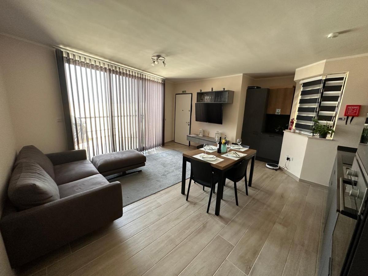 Apartment A Brand New Stunning Penthouse With Bbq Area