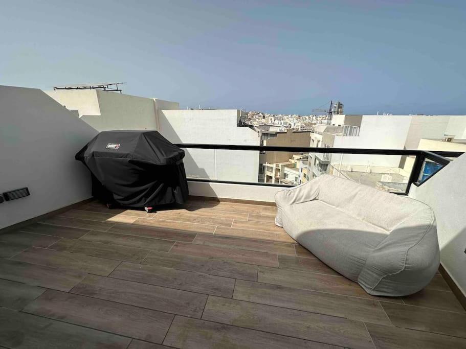 A Brand New Stunning Penthouse With Bbq Area * Msida